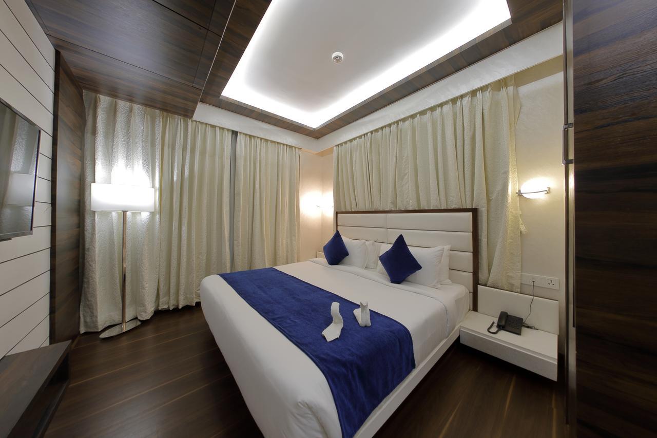 Hotel Silver Heights Ahmedabad Exterior foto
